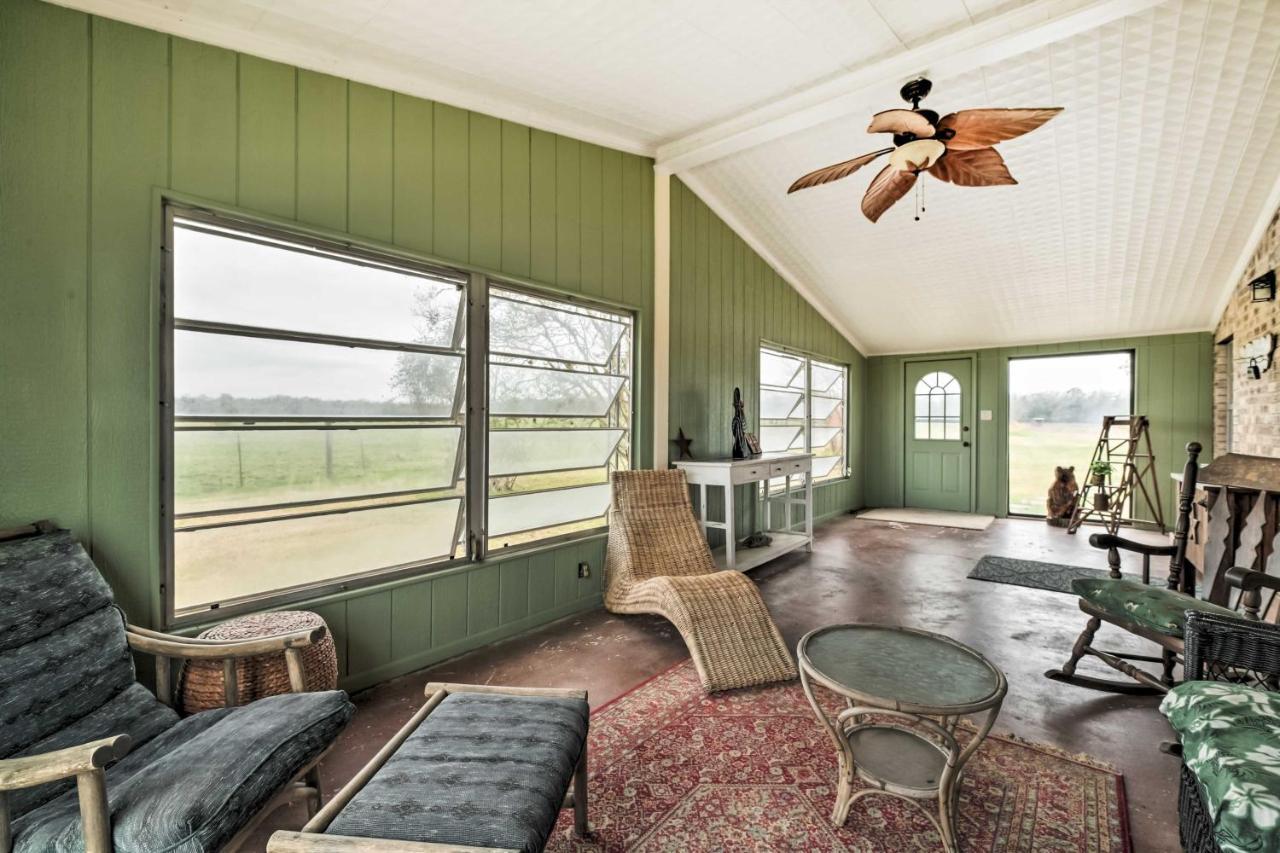 Carmine Cottage With Porch On Beautiful 60-Acre Farm Exteriör bild