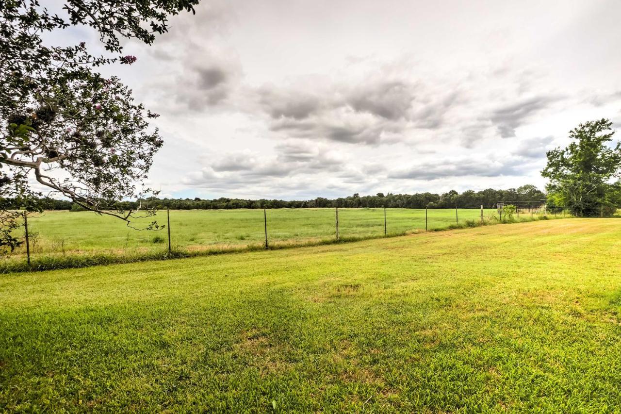 Carmine Cottage With Porch On Beautiful 60-Acre Farm Exteriör bild